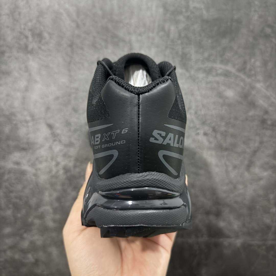 图片[4]-【PZ纯原】SALOMON XT-6 萨洛蒙潮流越野机能户外功能鞋 黑色 410866 全新版本出货 好货不怕晚 品质 细节 材料都是肉眼可以见！ 售前售后也是其它工厂无法匹敌！ 纯原外贸平台特供订单 耗时半年巨作 全套原纸板楦头开发 原厂特供网布配套加持 确保原汁原味 完美呈现版型 原档数据独家私模五层组合大底 原装Ortholite轻量化鞋垫 中底布带钢印编号 原厂TPU锁扣 进口港宝加持 后跟自然饱满 还原公司包裹性 鞋面以“锯齿”状的包裹系统呈现 在基色底之下加入了各种色点缀 将公司的最新技术和时尚前卫的造型融入耐用的长跑款式中 鞋面由 TPU 薄膜制成 并焊接在高耐磨网眼上 使其既时尚又坚固 由 ACS底盘支撑 可增强稳定性和支撑力 以及由橡胶凸耳 Contragrip外底覆盖的 EVA 缓冲中底 旨在应对崎岖的地形 鞋舌上的彩色Salomon 标签、Quicklace 系统以及鞋头、鞋舌和鞋跟上的附加品牌使细节更加完美 让穿着者可以轻松驾驭户外与通勤下的任何运动生活场景 无缝鞋身户外随意纵横 颜值与脚感兼备 出街通勤 绝对非常吸睛 你值得拥有 尺码：36 36.5 37.5 38 38.5 39 40 40.5 41 42 42.5 43 44 44.5 45-选品中心