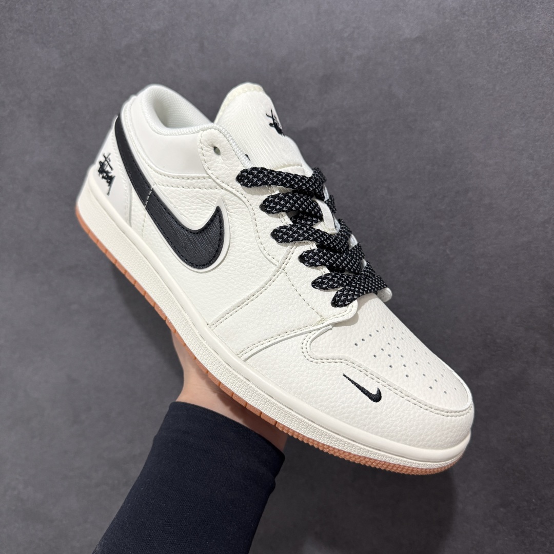 280 【定制版】Air Jordan 1 Low AJ1 乔1 斯图西联名 黑勾生胶 高端定制 低帮复古篮球鞋 XX3168-170