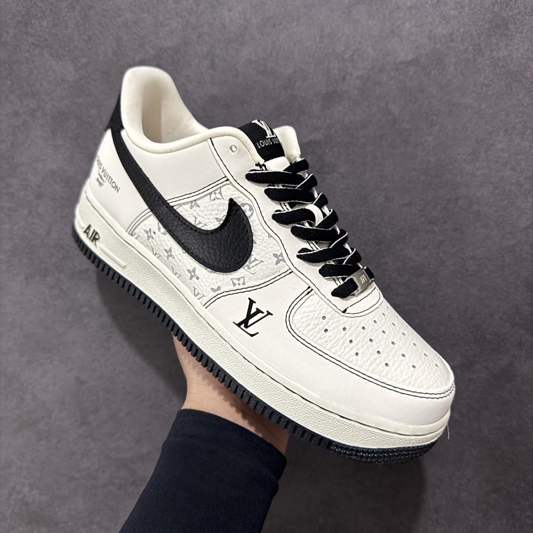 260 【定制版】Nike Air Force 1'07 Low LV联名 白黑 空军一号低帮休闲板鞋 BZ6808-102