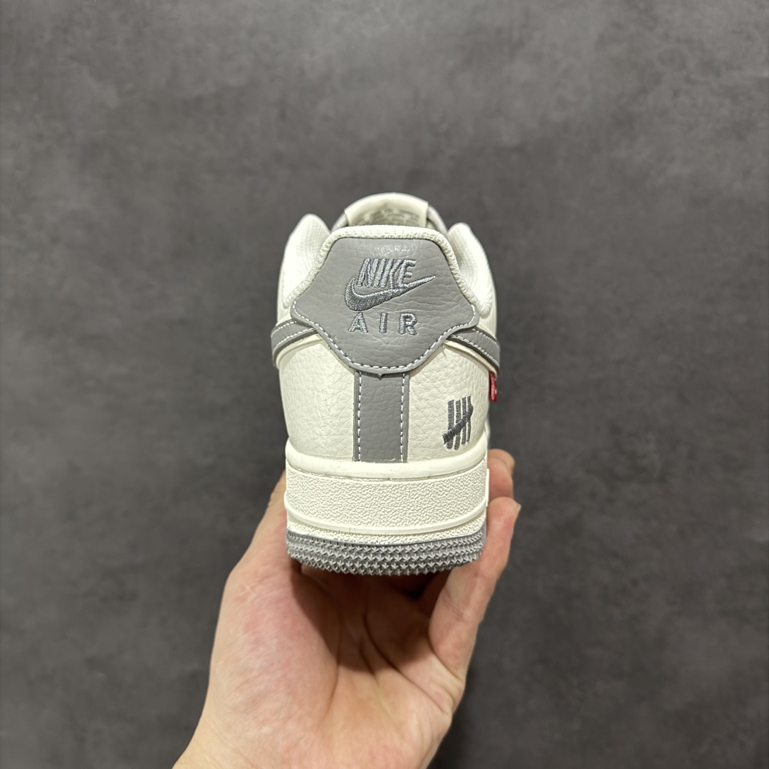 260 【定制版】Nike Air Force 1'07 Low UN联名 双小勾红标 空军一号低帮休闲板鞋 CS5288-007
