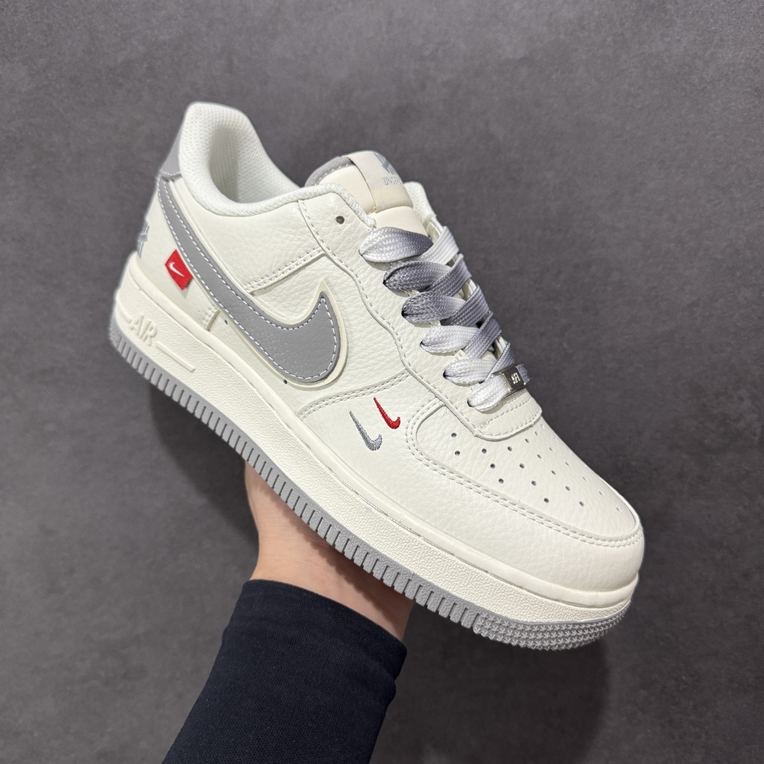 260 【定制版】Nike Air Force 1'07 Low UN联名 双小勾红标 空军一号低帮休闲板鞋 CS5288-007