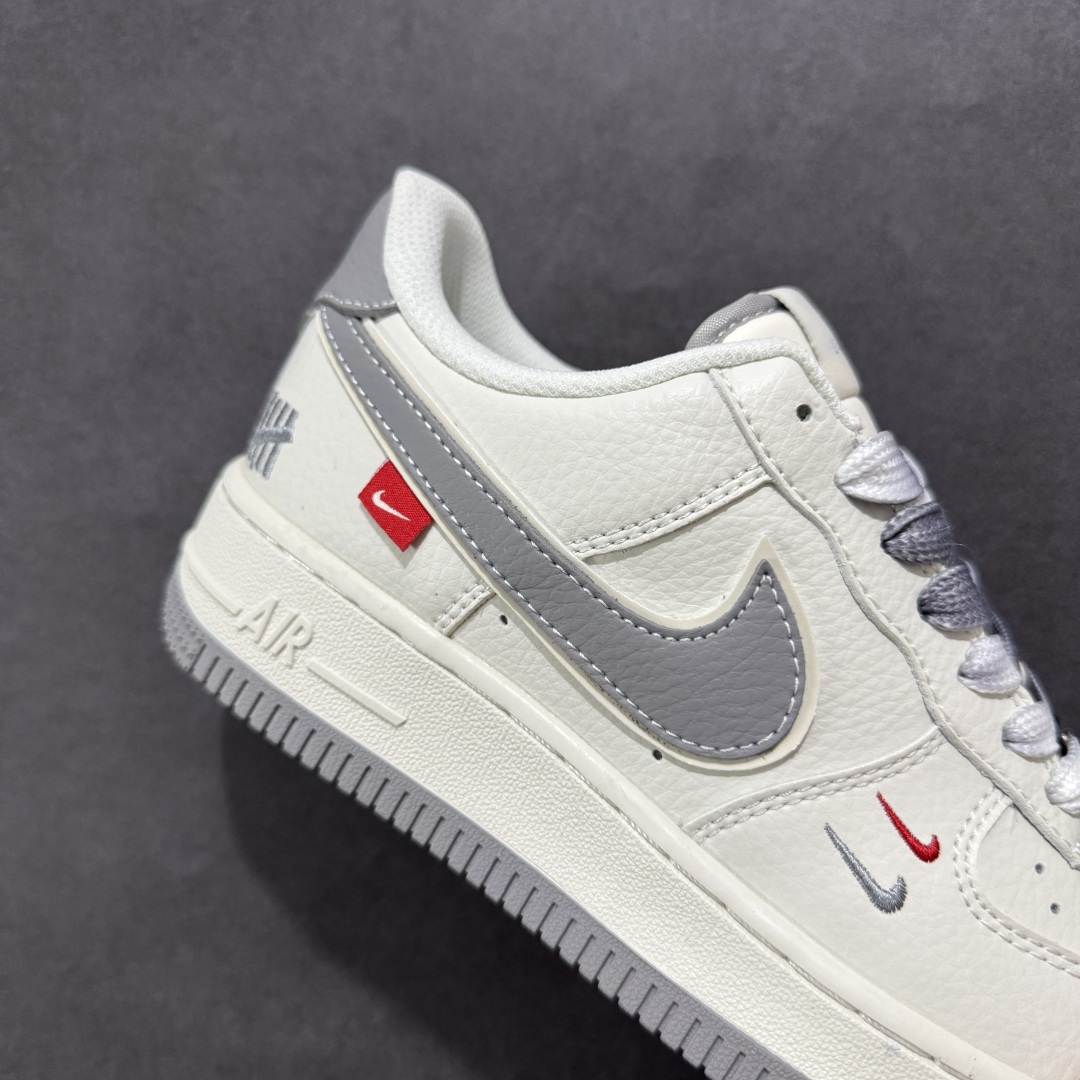 260 【定制版】Nike Air Force 1'07 Low UN联名 双小勾红标 空军一号低帮休闲板鞋 CS5288-007