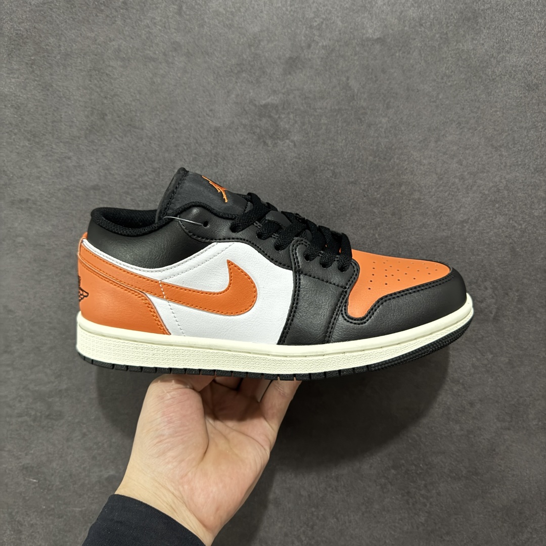 【定制版】Air Jordan AJ1 Low 低帮 黑橙扣碎 555558-081 全新流水线出品 市场第二梯队最强版 全部原鞋开发 原楦原纸板开发 全鞋电脑针车 原厂内置全掌气垫 原盒内在原标 唯一Zp原版鞋带绑法 免检产品 全新2022版型 全头层皮料 完美零毛边处理 原厂配置全掌气垫 价格定位良心 新配色陆续出货 尺码:36 36.5 37.5 38 38.5 39 40 40.5 41 42 42.5 43 44 44.5 45-选品中心