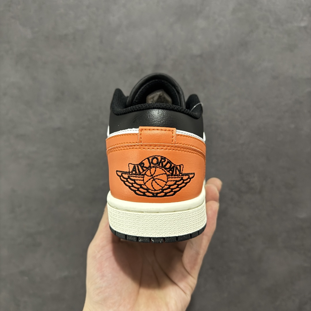 图片[4]-【定制版】Air Jordan AJ1 Low 低帮 黑橙扣碎 555558-081 全新流水线出品 市场第二梯队最强版 全部原鞋开发 原楦原纸板开发 全鞋电脑针车 原厂内置全掌气垫 原盒内在原标 唯一Zp原版鞋带绑法 免检产品 全新2022版型 全头层皮料 完美零毛边处理 原厂配置全掌气垫 价格定位良心 新配色陆续出货 尺码：36 36.5 37.5 38 38.5 39 40 40.5 41 42 42.5 43 44 44.5 45-选品中心