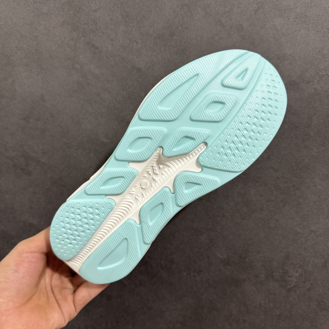 图片[9]-【纯原版】HOKA ONE ONE RINCON 4 舒适防滑耐磨低帮休闲跑步鞋 林康4代 Rincon 4 是一款日常训练用的跑步鞋，踩上去的感觉很结实。它适合中短距离跑步，但如果您习惯于稍硬的感觉，也可以用于长距离跑步。但它的速度不够快，不能作为速度训练鞋，也不够柔软，不能作为恢复训练鞋，日常里程跑才是它的优势所在。如果您想尝试 Hoka 跑鞋，又想享受极具竞争力的价格，那就试试这款鞋吧。尺码：36 36.5 37.5 38 38.5 39 40 40.5 41 42 42.5 43 44 44.5 45-选品中心