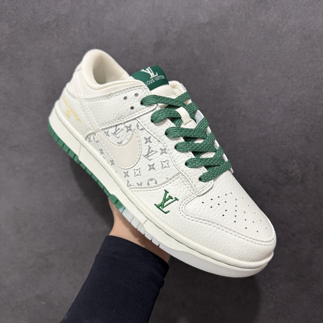 图片[3]-【定制版】Nk SB Dunk Low LV联名绿白 3m反光 夜光效果 周年高端定制 低帮休闲板鞋 #高端定制鞋盒 大厂纯原品质出货 超高清洁度 皮料切割干净无任何毛边 细节完美 原厂OrthoLite（欧索莱）缓冲环保去味海绵鞋垫‼️ 货号：CH8311-278 尺码：36 36.5 37.5 38 38.5 39 40 40.5 41 42 42.5 43 44 44.5 45-选品中心