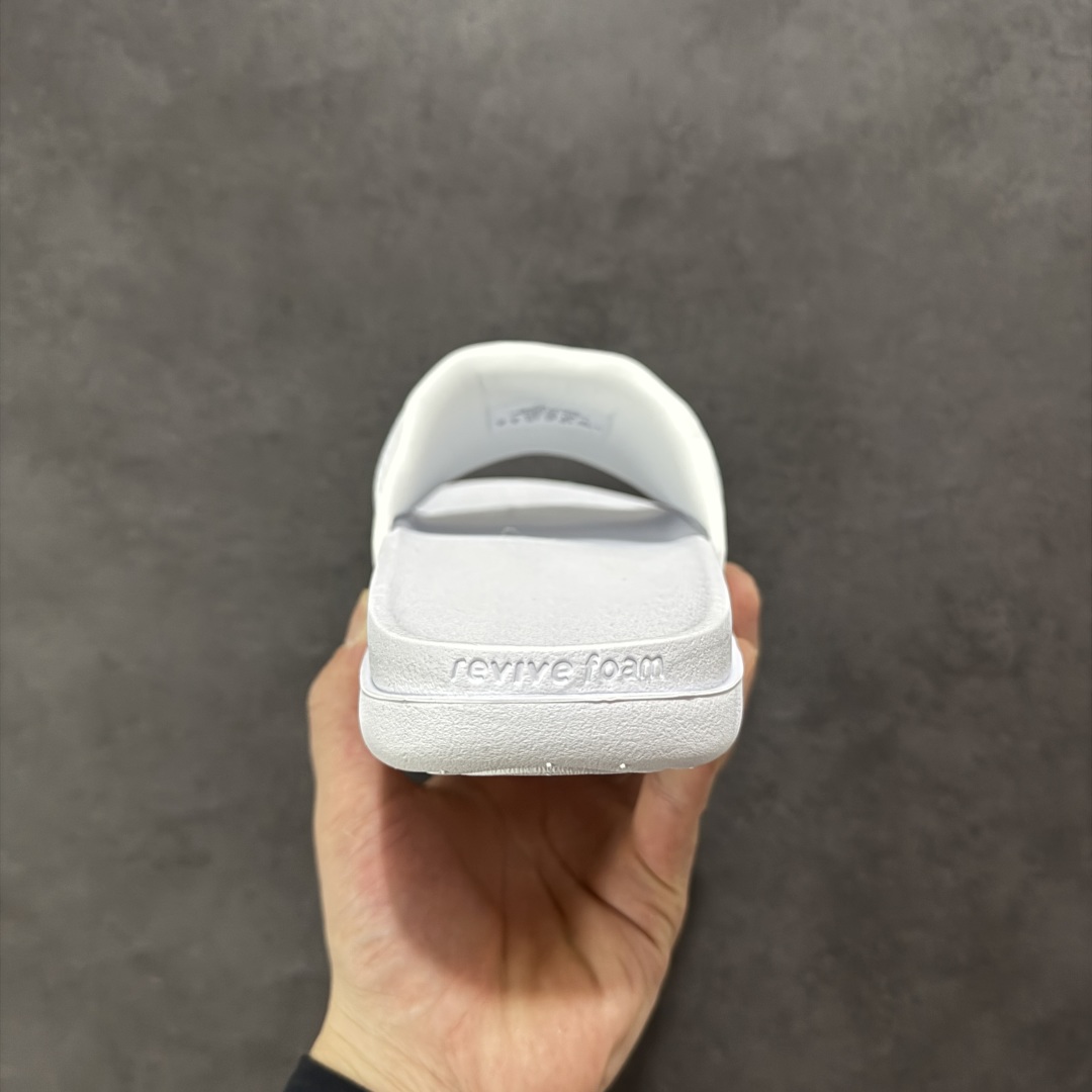 140 【LW版】 Nike Kobe Offcourt Slide ”Hyper Royal” 科比道奇专属配色休闲拖鞋 IF2870-100