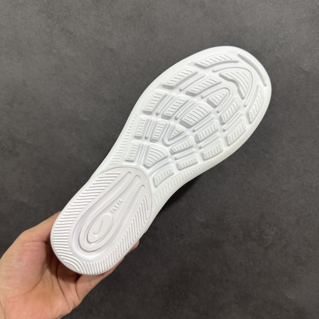 图片[9]-【公司级】Nike Air Max Axis 男女子运动鞋气垫缓震轻便休闲运动跑步网面透气舒适日常慢跑鞋 时尚的无缝覆面和透气网眼布演绎时尚外观。流线型中底和独特后跟设计，以醒目新颖方式传达 Max Air 的缓震性能。 外露 Max Air 缓震配置起初专为提高跑步表现打造，缔造舒适穿着体验 波浪形无缝覆面颂扬 98 款，织带鞋眼呼应 95 款设计，侧面的 Swoosh 标志再现 97 款特色 多层无缝覆面塑就简洁利落外观，打造微妙的分层效果 鞋面采用透气网眼设计，增强层次感和透气性 泡棉中底，兼具轻盈舒适感和回弹缓震性能，长度延伸至鞋头和后跟，提升耐穿性 货号：AA2146-105 尺码：36-44含半码-选品中心