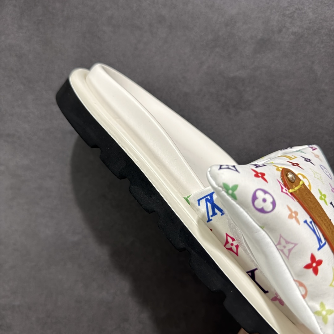 240 【广东礼盒版】LOUIS VUITTON ｜路易威登2025ss最新春夏款 村上隆/Takashi Murakami x LOUIS VUITTON 皮革 圆头套脚一字拖鞋 女款 白色