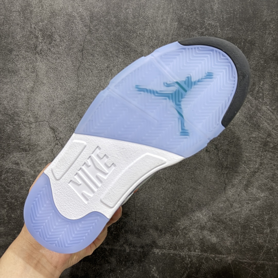 360 【原厂版本】Air Jordan 5 Retro ”Grape” 高帮 白紫色 AJ5 乔丹5代 aj5 乔5 高邦 白紫色 HQ7978-100