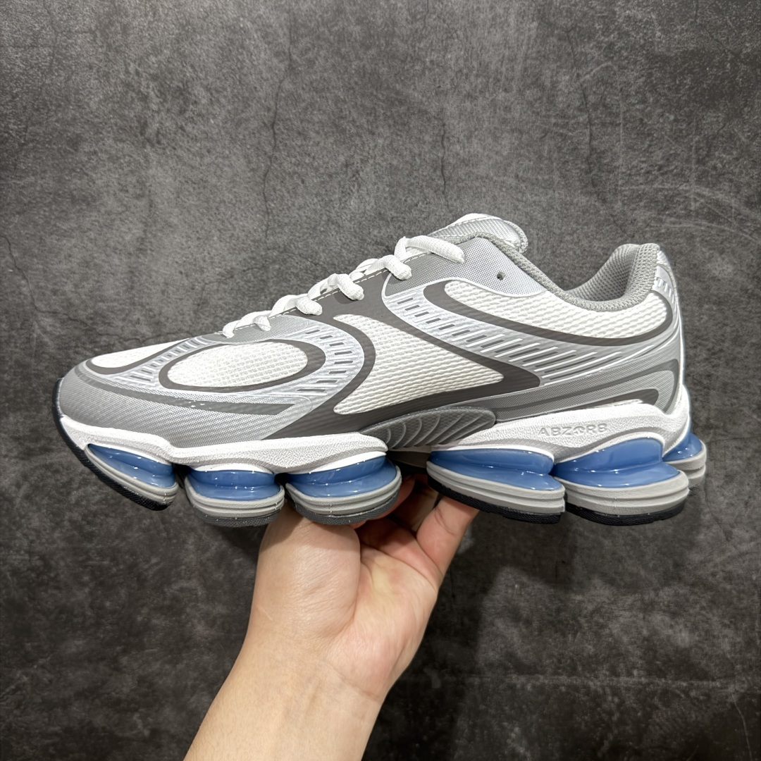 图片[2]-【公司级】New Balance NB2000 舒适百搭防滑耐磨低帮 休闲跑步鞋 New Balance 在近两年的球鞋市场屡出奇招，在经典鞋型保持进一步增长的同时，推出的每一款新鞋型也都有傲人的战绩。在 327、9060 等鞋型获得成功之后，今天 New Balance 家族又迎来了新鲜血液的注入。这双New Balance 2000 依然是融合了新旧元素的跑鞋造型，命名为 2000，或许是它的设计理念有着 Y2K 的血统。最大的亮点，在于这双鞋的中底。外侧以五个ABZORB 单元，带来极具辨识度和冲击力的视觉效果，让这双鞋在外观和脚感方面都颇具吸引力。 尺码：36 37 37.5 38 38.5 39 40 40.5 41 42 42.5 43 44 45-选品中心