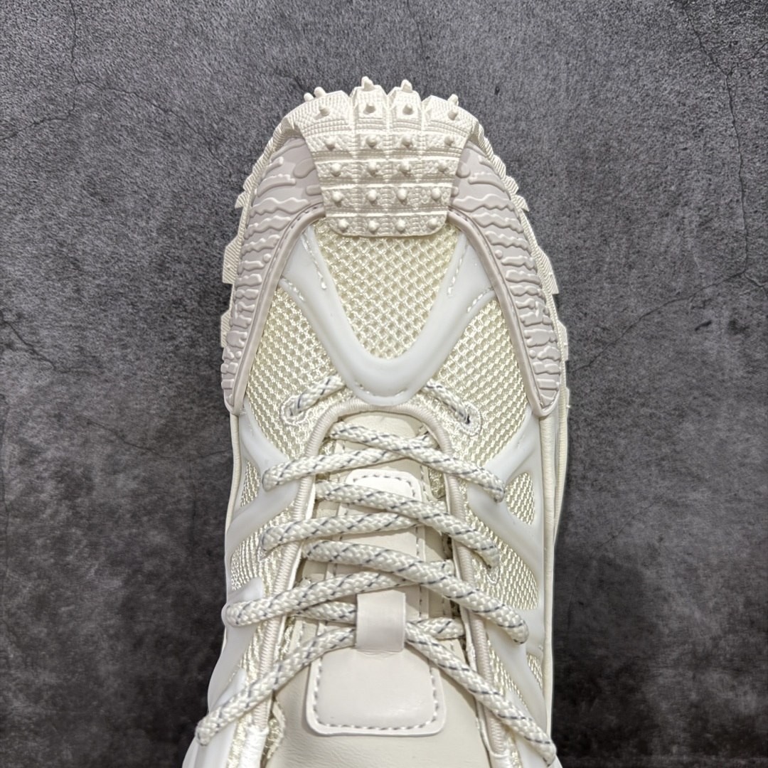 【纯原】Moncler 盟可睐/蒙口 Trailgrip GTX 抗撕裂材质山地户外鞋
鞋身采用