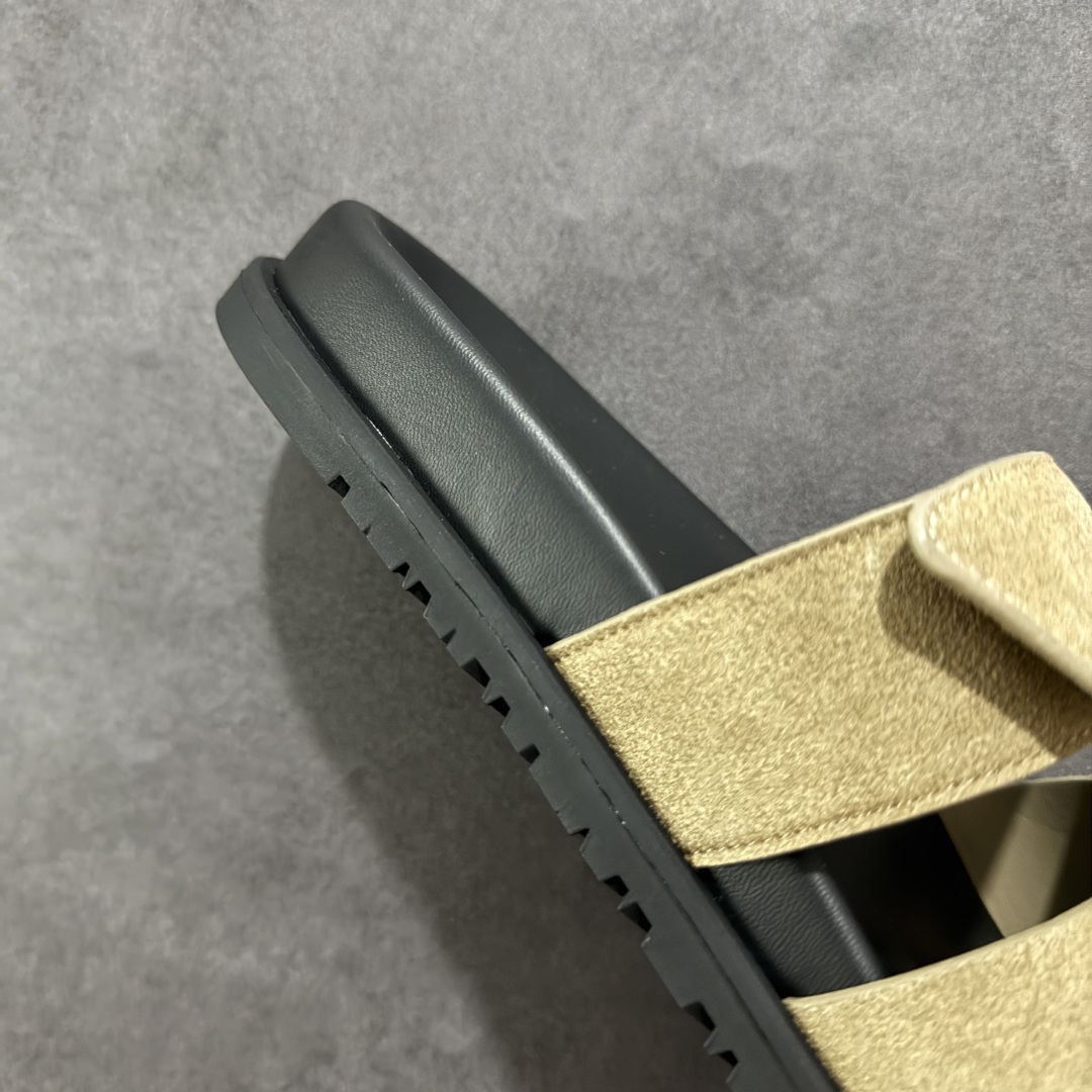 图片[6]-【广东纯原版本】爱马仕 东莞顶级版本 原版一比一开发 HERMES 爱马仕 Chypre 平底一字拖鞋 经典系列2025 最新经典款拖鞋 经典皮面/呢绒/牛津面 今年绝比小爆款系列 高端零售可主推款。 原版一比一开发 专柜正品以发售 平台开始预售已上架，Zp 7000-10000+ 总计20个配色 首批3个配色已出货 大家放心选购 品质超赞👍 全鞋全真牛皮 私模独立开发原大底 市场独家 压花工艺 几乎接近一致 全套专柜一致包装。 男码先出 女码随后 尺码：39 40 41 42 43 44 45 46-选品中心