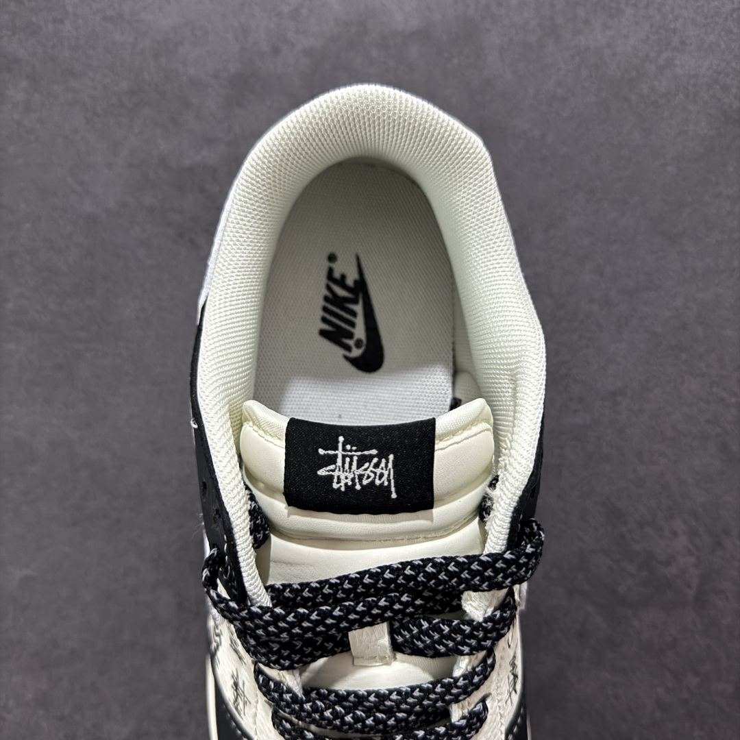 280 【定制版】Nike SB Dunk Low 斯图西联名 黑白涂鸦 周年高端定制 低帮休闲板鞋 XS6089-590