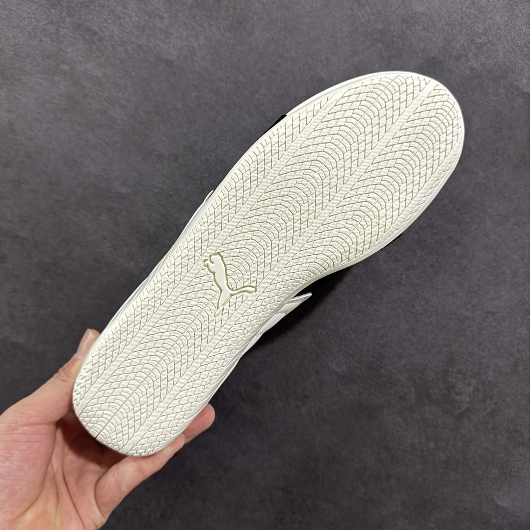 图片[9]-【YH版本】Puma Roma M Motorsport 彪马罗马阿莫尔系列低帮复古运动休闲赛车跑鞋 YY联名系列 黑色 全球知名运动品牌PUMA宝马赛车系列，融合了宝马车队的标志性配色，以趣味十足又前卫复古的设计引领潮流，将赛道精神融入街头时尚，开启前卫竞速之旅。自1978年巴伐利亚车队走上世界舞台，宝马赛车就在全球汽车制造和赛车运动领域留下了浓墨重彩的一笔。全新的两款BMW MMS Roma与BMW MMS Speedboat鞋款，均从宝马车型中汲取灵感。以黑或白为底色，融入经典配色，主打前卫复古风。Roma鞋款的鞋侧以复古的流线造型，缀以宝马经典Logo，巧妙吸睛；而Speedcat鞋款以亮眼三色条纹元素缀以舒适鞋面，赋予了独特的个性美学，演绎赛车的无尽能量。 货号：401603 -02 尺码 35.5 36 37 37.5 38 38.5 39 40 40.5 41 42 42.5 43 44 44.5 45-选品中心