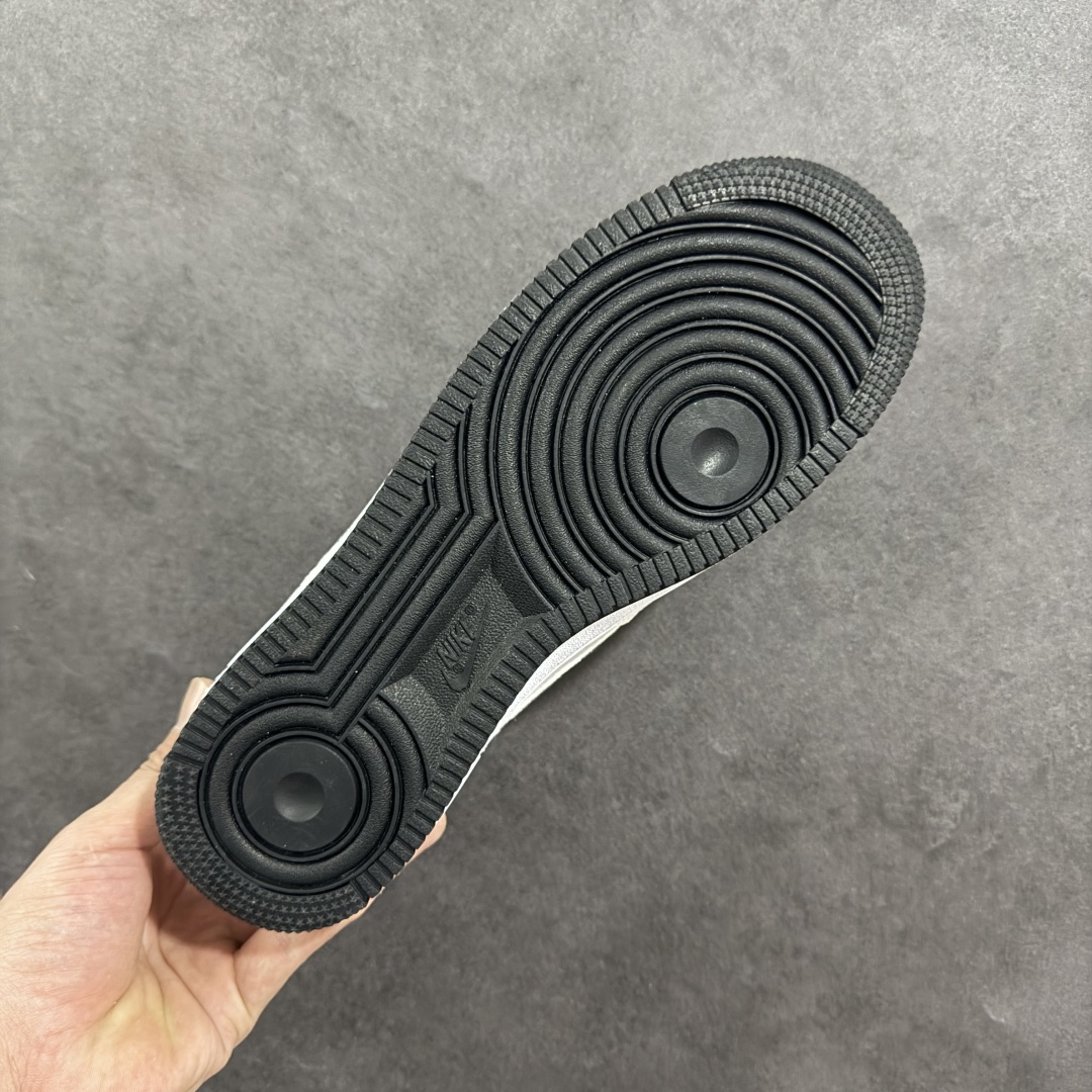 图片[9]-【福利版】Nike Air Force 1 Low 空军一号低帮百搭休闲运动板鞋。柔软、弹性十足的缓震性能和出色的中底设计，横跨复古与现代的外型结合，造就出风靡全球三十多年的Force 1，直到今天还深受青睐。 货号：DQ6628-211 尺码：36 36.5 37.5 38 38.5 39 40 40.5 41 42 42.5 43 44 44.5 45-选品中心