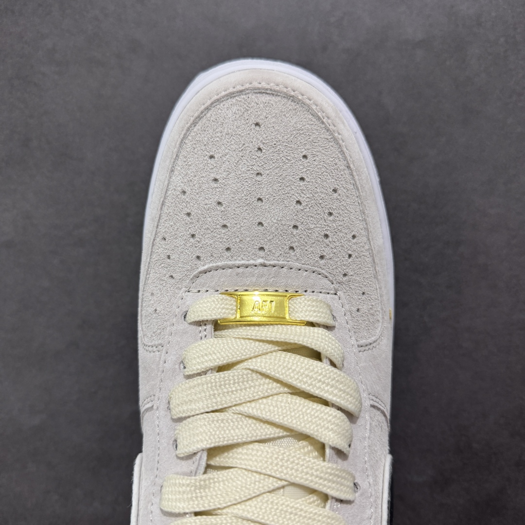 图片[8]-【福利版】Nike Air Force 1 Low 空军一号低帮百搭休闲运动板鞋。柔软、弹性十足的缓震性能和出色的中底设计，横跨复古与现代的外型结合，造就出风靡全球三十多年的Force 1，直到今天还深受青睐。 货号：DQ6628-211 尺码：36 36.5 37.5 38 38.5 39 40 40.5 41 42 42.5 43 44 44.5 45-选品中心