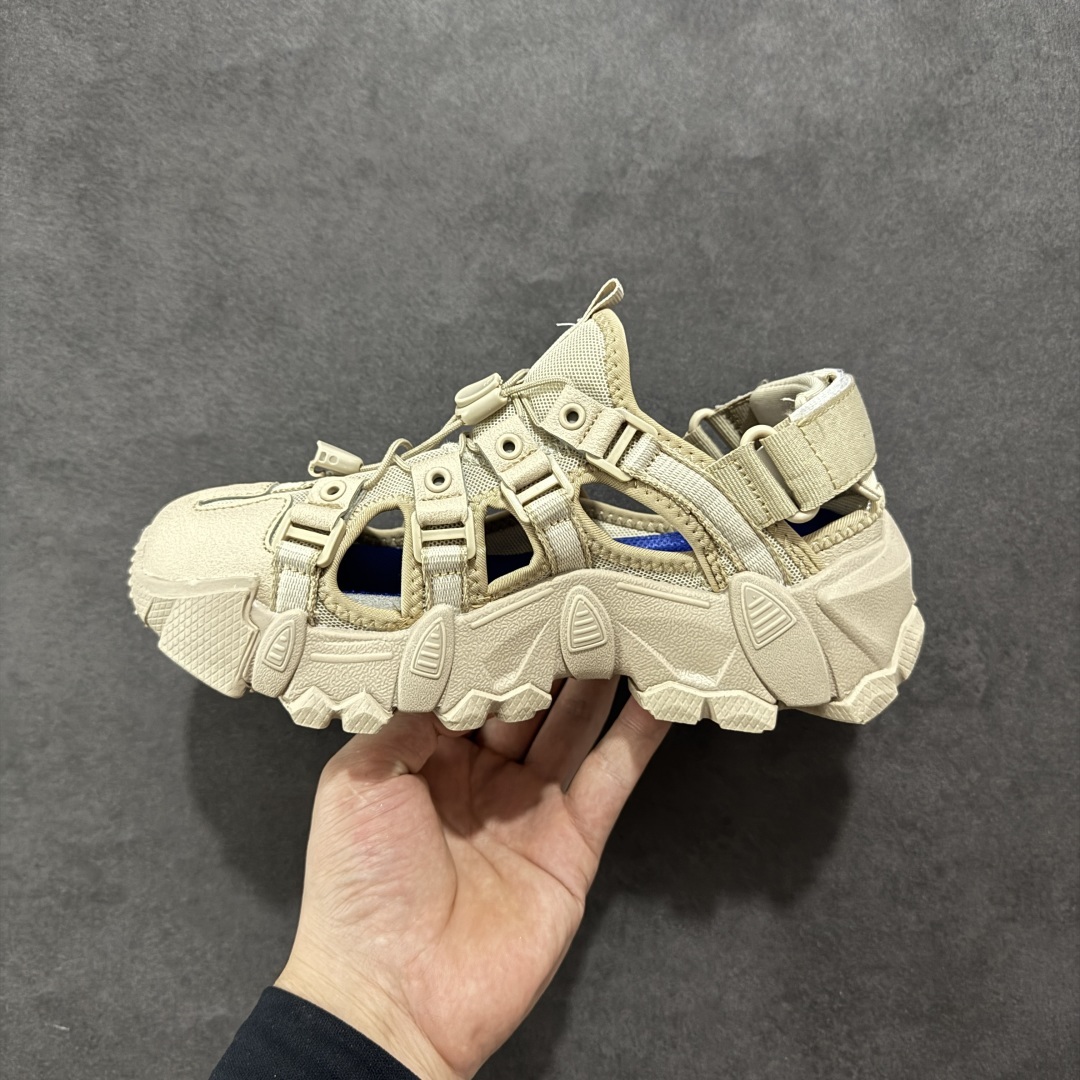 支持放店
【绿x版本】Etudes x FILA斐乐 山脉凉鞋 织物合成革TPU 圆头系带厚底 减震耐