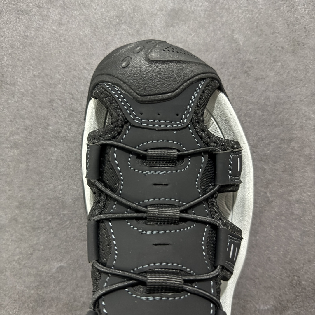 图片[8]-【公司级】2025夏季ECCO/爱步运动休闲男士凉鞋 舒适防滑魔术贴夏季包头凉鞋 境界系列 甄选牛皮鞋面 细腻亲肤清爽 多种拼接设计 时尚有型 潮流穿搭 粘条设计 操作简单，舒适合脚穿脱方便 舒适内里材质，细腻贴脚 亲肤舒适不伤脚 搭配柔软鞋垫 有效缓压 橡胶大底，简约不简单 在不同环境下，都能提供优秀的抓地力和耐损效果 潮弄风尚 不羁腔调 尺码： 39 40 41 42 43 44 （皮鞋码）-选品中心