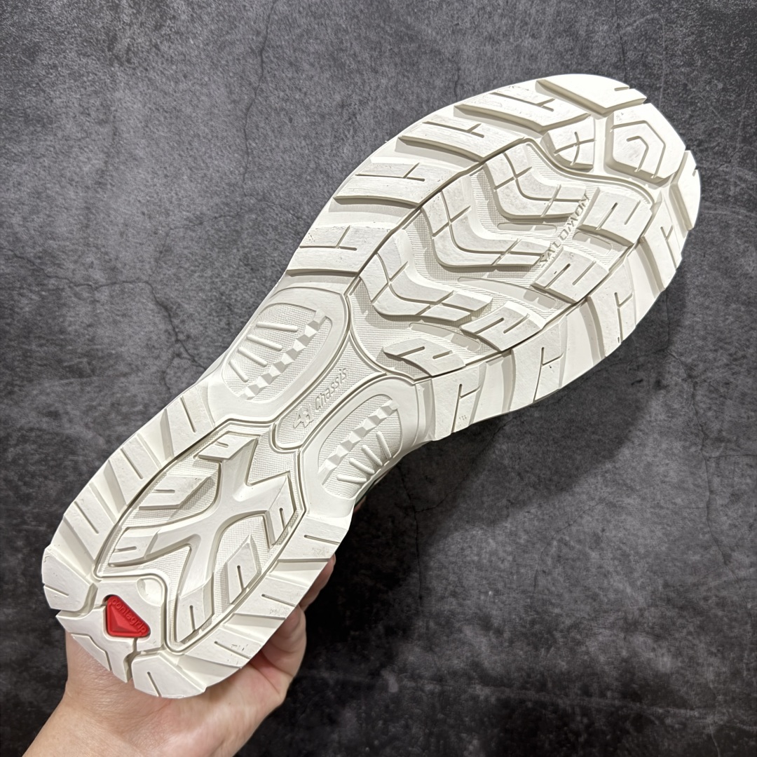 图片[9]-【PK升级版】Salomon XT-QUEST ADV 萨洛蒙 时尚 舒适减震防滑耐磨 低帮跑步鞋 男女同款 474789 纯原外贸平台特供订单 耗时半年巨作 全套原纸板楦头开发 原厂特供网布配套加持 确保原汁原味 完美呈现版型 原档数据独家私模五层组合大底 男女鞋同步官方 原装Ortholite轻量化鞋垫 中底布带钢印编号 原厂TPU锁扣 进口港宝加持 后跟自然饱满 还原公司包裹性 基于 SALOMON 初代 XT 鞋身造型并搭载 4D ADVANCED CHASSIS™ 大底打造而成 为这款 XT-QUEST 带来了多项足部控制与保护等功能性 如在运动过程中控制左右晃动的过程而提高稳定性、改善长途越野过程中足中到足尖的过渡、提高感知岩石的精确度以抵抗尖锐物体对脚底的伤害以及采用动态缓冲来增强穿着舒适感 从而减轻疲劳感 使 XT-QUEST 成为一双舒适且安全的户外之履 尺码：36 36.5 37.5 38 38.5 39 40 40.5 41 42 42.5 43 44 44.5 45-选品中心