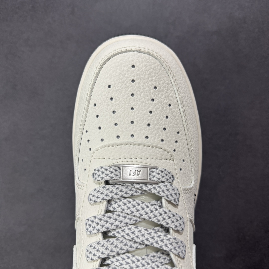 260 【定制版】海外限量发售！NIke Air Force 1 '07 Low “LV联名——米白黑底”空军一号 低帮 XX3168-139