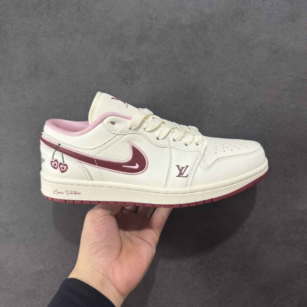 280 【定制版】Air Jordan 1 Low AJ1 乔1 情人节限定 红樱桃 高端定制 低帮复古篮球鞋 XX3168-520