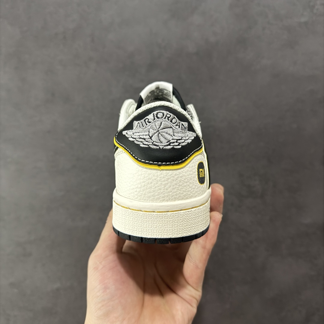 200 【定制版】Travis Scott x Fragment Design x Jordan Air Jordan 1 Low SP “小米联名——SU7Ultru” XX3168-162