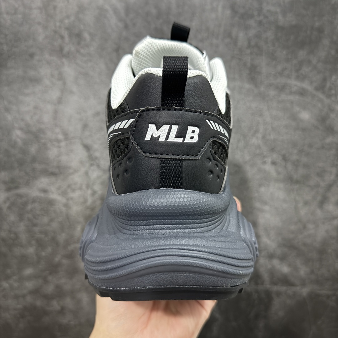 图片[4]-【纯原订单】MLB Winner Chunky 25新款 NY百搭舒适休闲潮流运动厚底增高 防滑耐磨 低帮 老爹鞋 男女同款 银色 潮流厚底时尚街头赛博老爹鞋 MLB官方同步出货 虞书欣等众多潮流明星同款 高弹双层MD大底 原楦原档案数据开发版型（完美鞋头弧度/后套收口效果🆚市面文案版本‼️） 原厂立体填充鞋舌海绵 中底注胶孔原数据开发模具大底原厂转印标市面上唯一纯原版本 原材料打造 内增高6cm 原厂1：1模具开发 原厂进口纳米材质 原盒雷射防伪标包装 天猫订单品质 官网尺码：35 36 36.5 37.5 38 38.5 39 40 40.5 41 42 42.5 43 44 45-选品中心