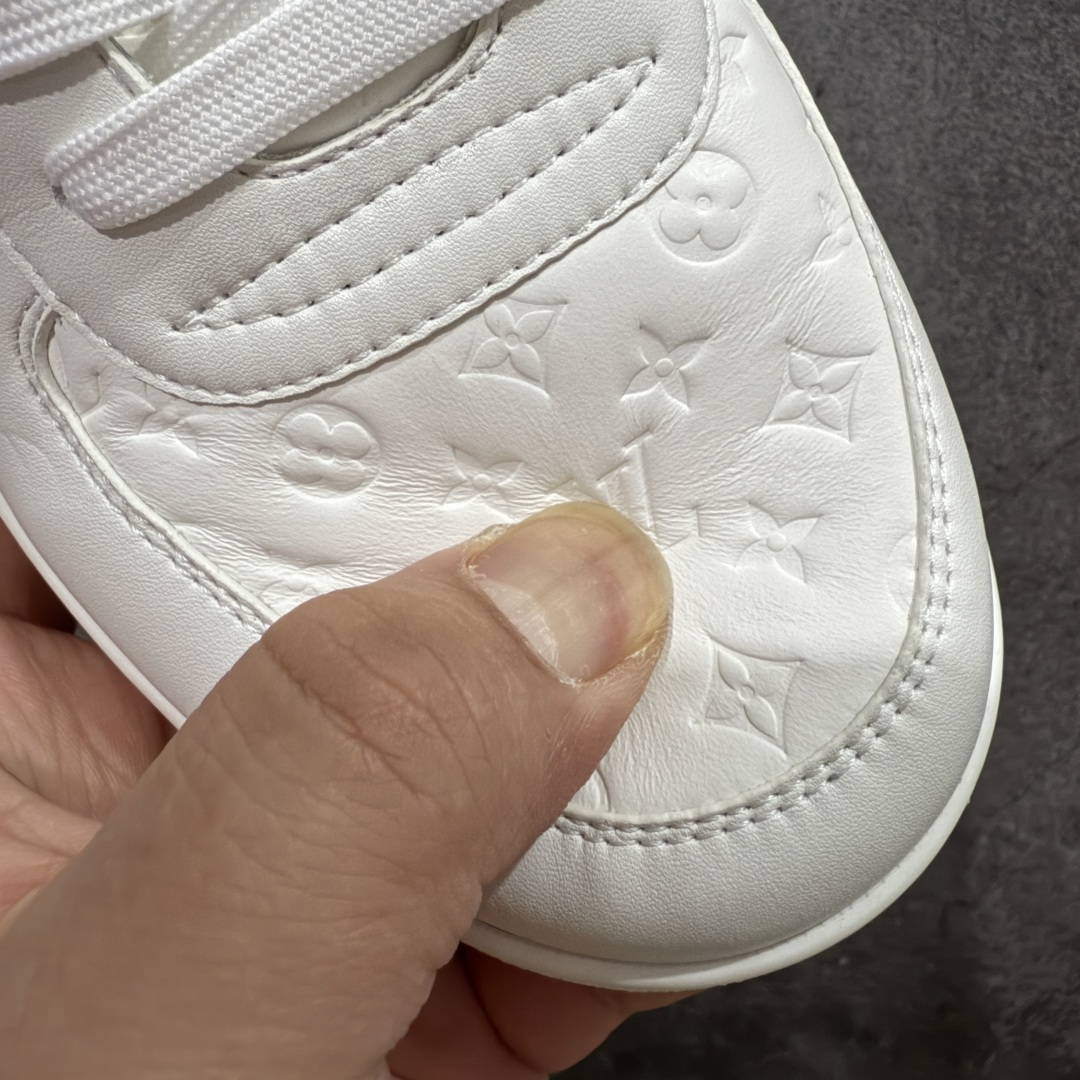 图片[5]-【海淘代购版】Louis Vuitton LV 路易威登 Rivoli 低帮休闲板鞋 海淘代购同渠道品质 高端零售 外贸充正专供 原版购入开发 ZP级全套包装 完美楦型 正确卡色 大底TPU 质感媲美原版 细节与原版一致 请注意区分市面通货材 尺码：38 39 40 41 42 43 44 45 46-选品中心