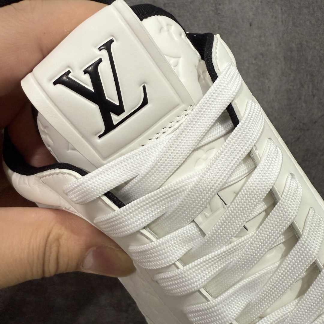 图片[6]-【海淘代购版】Louis Vuitton LV 路易威登 Rivoli 低帮休闲板鞋 海淘代购同渠道品质 高端零售 外贸充正专供 原版购入开发 ZP级全套包装 完美楦型 正确卡色 大底TPU 质感媲美原版 细节与原版一致 请注意区分市面通货材 尺码：38 39 40 41 42 43 44 45 46-选品中心