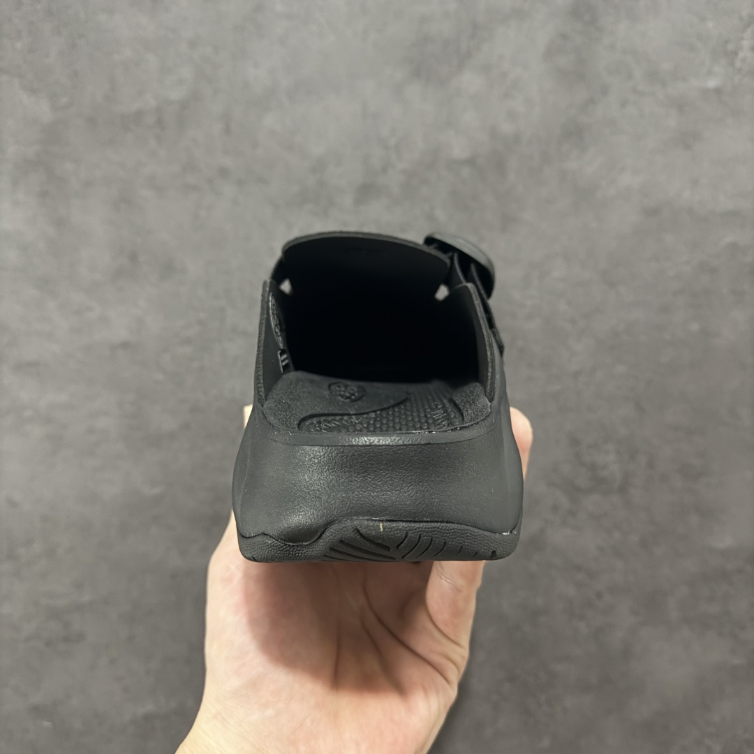 图片[4]-【公司级】KEEN HYPERPORT 科恩舒适优雅轻盈防臭包头拖鞋 KEEN诞生于2003年的美国人气户外品牌，以一双“保护脚趾”且能涉足水域的户外凉鞋NEWPORT诞生为契机，开启原创制鞋之路。KEEN相信，天空之下即是户外，因为户外不一定是极具挑战性的独自冒险，也可以是与朋友、家人和宠物一同分享外面的世界。同时，KEEN从诞生之初便始终贯彻环保制鞋的理念，不断创造出优秀的原创奇履。脚踏实地，致力向善。我们想和世界产生更多交集为世界减少更多负担，和你趣户外、趣做自己、趣环保让地球和生活都变得更美好。 尺码：36 36.5 37.5 38 38.5 39 40 40.5 41 42 42.5 43 44 44.5 45-选品中心