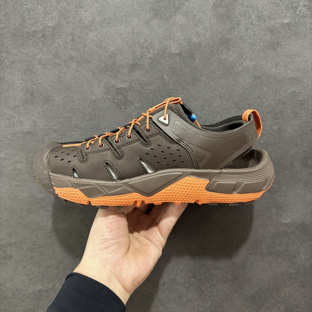 图片[2]-【HK纯原】HOKA One One Hopara Sandals 霍帕拉系列水路两用溯溪3.0 涉水休闲户外露营凉鞋 原版原档案开发 头层磨砂皮 rb+mod组合大底 作为先锋品牌的 HOKA ONE ONE总是以独特的方式 HOPA RA是一款溯溪鞋 又名排水鞋 可长期用于涉水和溯溪 保护脚底和脚趾的安全和舒适 鞋面材料速干 透气 耐磨 鞋底防滑 耐磨 抓地能力强 出于安全考虑 设计要求较高 涉水溯溪过程中 水 泥沙 可以直接从鞋内大孔排出 细纹鞋底使在岩石上抓地能力强 避免打滑 而上路后 鞋面具有快干透气等优点 尺码：36 36.5 37.5 38 39 40 40.5 41 42 42.5 43 44 45-选品中心