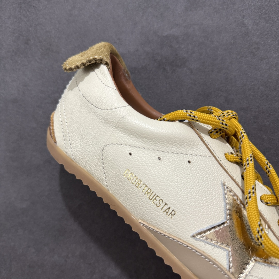 图片[6]-【广东纯原版本】GGDB Golden Goos* 25ss 德训鞋ggdb经典情侣款小脏鞋 火红程度上怼小白鞋，下踩各类小脏鞋！小红书爆款推荐 明星私服上脚示范 ×就是这么百搭 ！再也不用担心洗鞋的问题啦！ 鞋面原版定制牛皮（做旧精髓所在）内里毛巾+牛皮垫脚，原版开模3.5cm内**乳胶鞋垫…… 不规则手工打磨做破鞋面，就连鞋底也是打磨做旧的~~ 尺码：35 36 37 38 39 40-选品中心