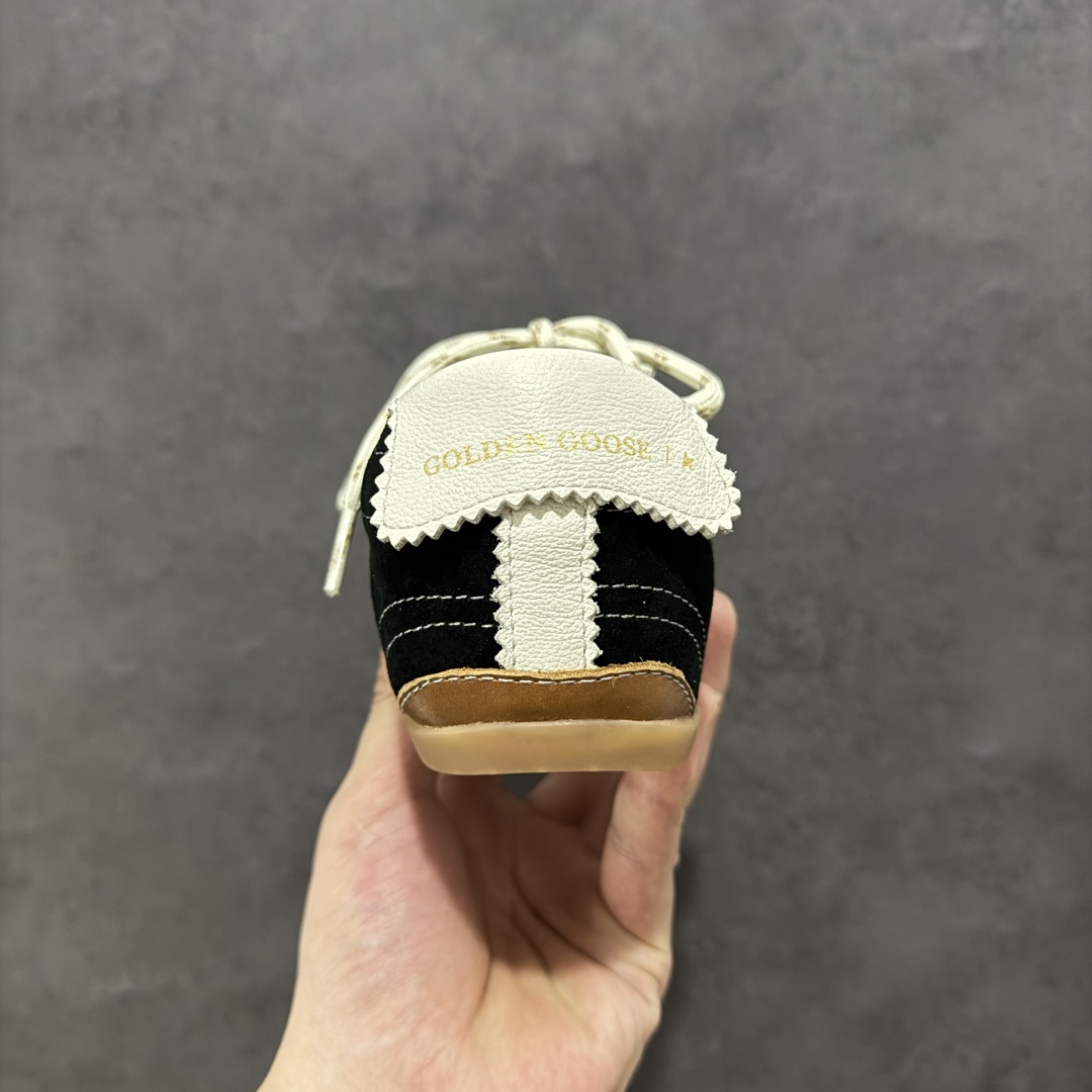 图片[4]-【广东纯原版本】GGDB Golden Goos* 25ss 德训鞋ggdb经典情侣款小脏鞋 火红程度上怼小白鞋，下踩各类小脏鞋！小红书爆款推荐 明星私服上脚示范 ×就是这么百搭 ！再也不用担心洗鞋的问题啦！ 鞋面原版定制牛皮（做旧精髓所在）内里毛巾+牛皮垫脚，原版开模3.5cm内**乳胶鞋垫…… 不规则手工打磨做破鞋面，就连鞋底也是打磨做旧的~~ 尺码：35 36 37 38 39 40-选品中心