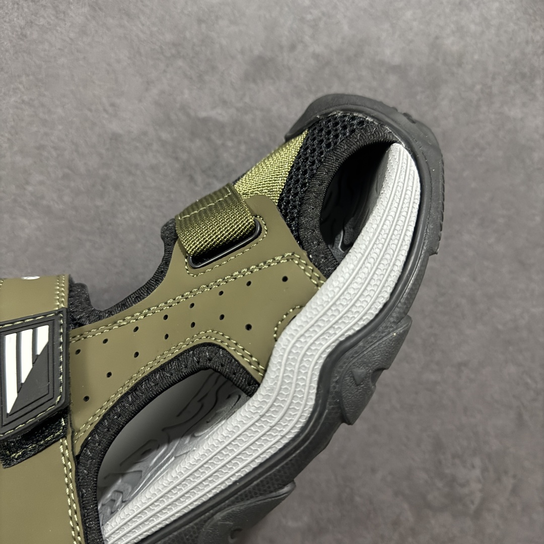 图片[5]-【公司级】ECCO爱步BIOM男士户外越野运动包头凉鞋 山地系列 户外运动 牛皮与纺织品拼接鞋面 时尚个性，出街有型 直接注塑工艺连接鞋面与鞋底 一体成型，合脚耐穿 创新鞋钉，橡胶外底 防滑耐磨 提供抓地力 多方位牵引力与稳定性能 稳固防护 循迹山迹 尺码：39 40 41 42 43 44（标准码）-选品中心