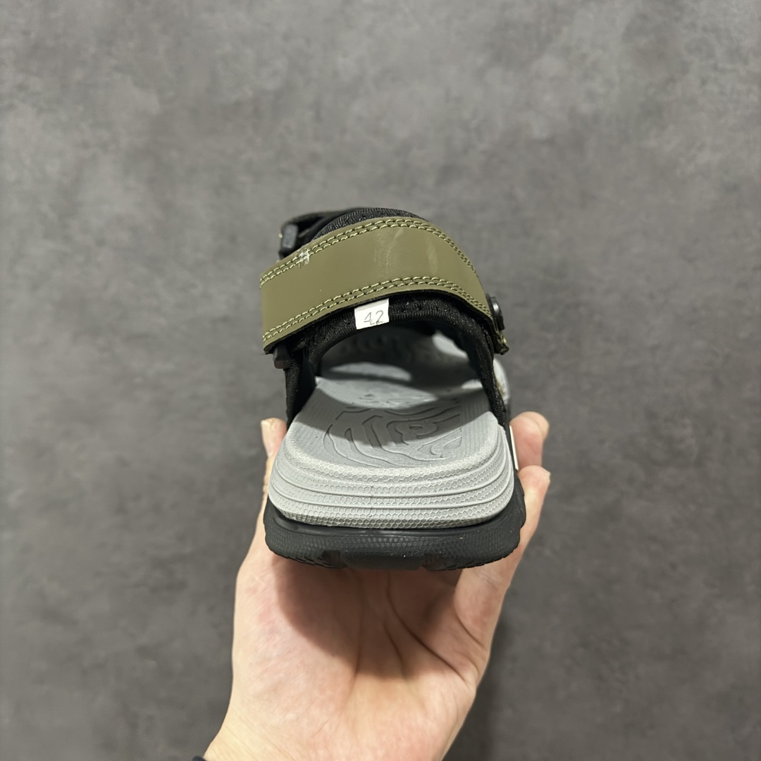 图片[4]-【公司级】ECCO爱步BIOM男士户外越野运动包头凉鞋 山地系列 户外运动 牛皮与纺织品拼接鞋面 时尚个性，出街有型 直接注塑工艺连接鞋面与鞋底 一体成型，合脚耐穿 创新鞋钉，橡胶外底 防滑耐磨 提供抓地力 多方位牵引力与稳定性能 稳固防护 循迹山迹 尺码：39 40 41 42 43 44（标准码）-选品中心