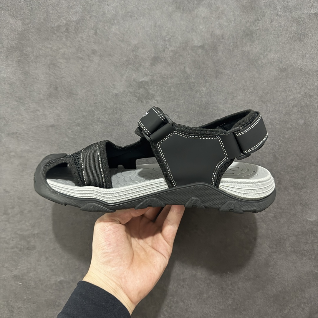 图片[2]-【公司级】ECCO爱步BIOM男士户外越野运动包头凉鞋 山地系列 户外运动 牛皮与纺织品拼接鞋面 时尚个性，出街有型 直接注塑工艺连接鞋面与鞋底 一体成型，合脚耐穿 创新鞋钉，橡胶外底 防滑耐磨 提供抓地力 多方位牵引力与稳定性能 稳固防护 循迹山迹 尺码：39 40 41 42 43 44（标准码）-选品中心