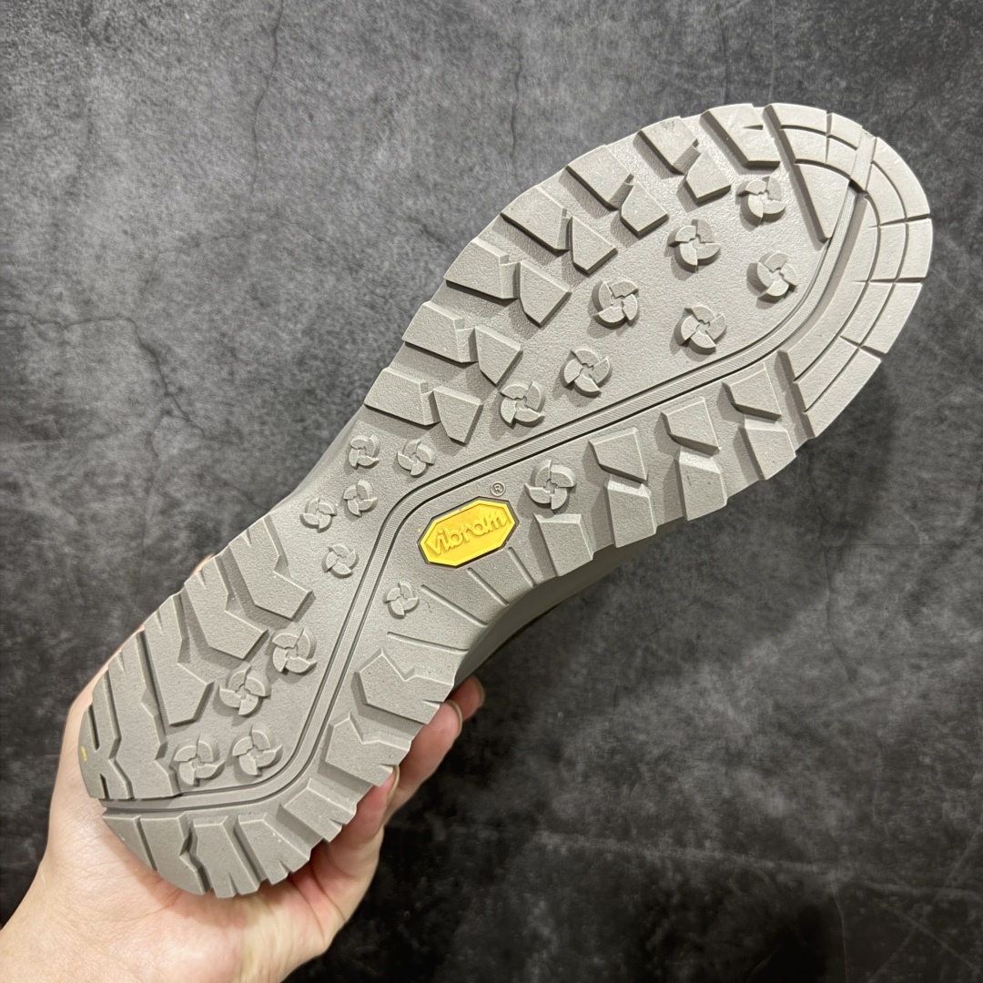 图片[9]-【顶级防水版】北面THE NORTH FACE GLENCLYFFE TNF舒适休闲减震耐磨 低帮跑步鞋 男女鞋 登山鞋 高品质四季户外防水耐磨徒步鞋 鞋面采用GTX防水面料 真防水 Vibram黄金大底 具有出色的抓地力和稳定性，在户外越野中勇往直前！ 回弹性中底具有出色的缓震效果，高性能大底，强力抓地，从容应对多种地形！ 尺码：36-45-选品中心