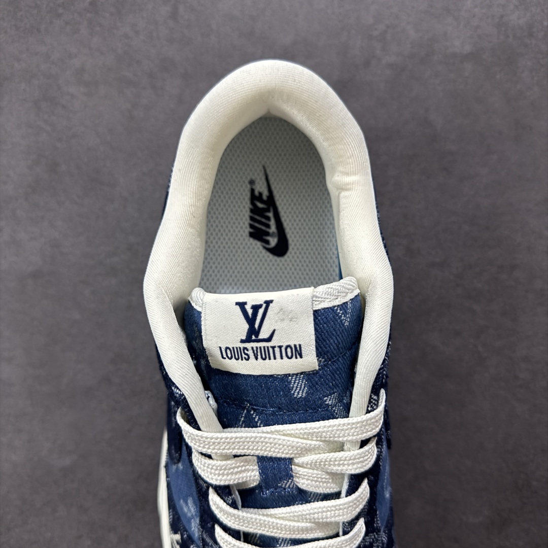 图片[7]-【定制版】NIKE SB Dunk Low x Louis Vuitton 深蓝牛仔布 公司级出品 极力推荐 原装头层材料 独家版型蒸餾加工 帶來的是更好的视觉和脚感体验 大厂纯原品质出货 清洁度 电绣工艺 皮料切割干净无任何毛边 细节完美 货号：CH8311 272 尺码： 36 36.5 37.5 38 38.5 39 40 40.5 41 42 42.5 43 44 44.5 45-选品中心