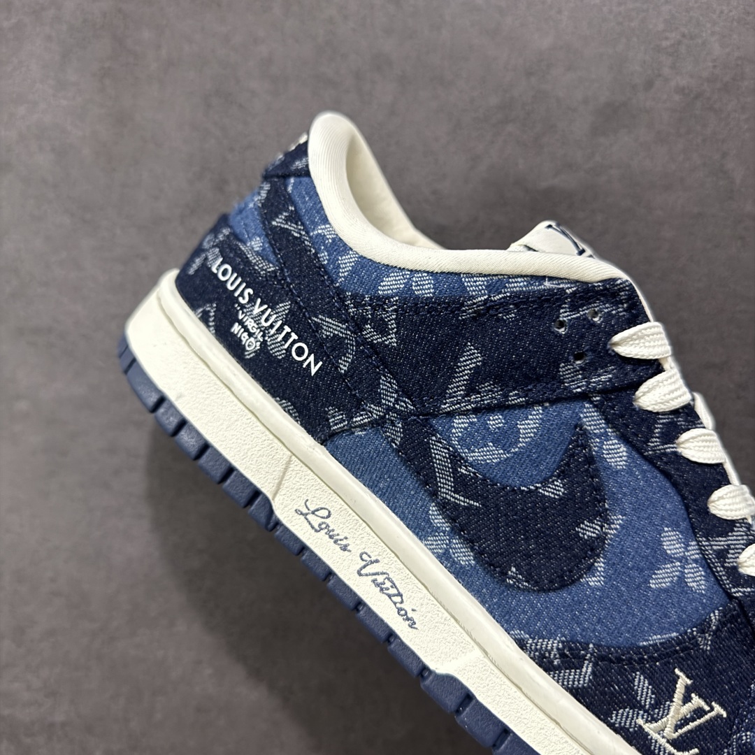 图片[6]-【定制版】NIKE SB Dunk Low x Louis Vuitton 深蓝牛仔布 公司级出品 极力推荐 原装头层材料 独家版型蒸餾加工 帶來的是更好的视觉和脚感体验 大厂纯原品质出货 清洁度 电绣工艺 皮料切割干净无任何毛边 细节完美 货号：CH8311 272 尺码： 36 36.5 37.5 38 38.5 39 40 40.5 41 42 42.5 43 44 44.5 45-选品中心