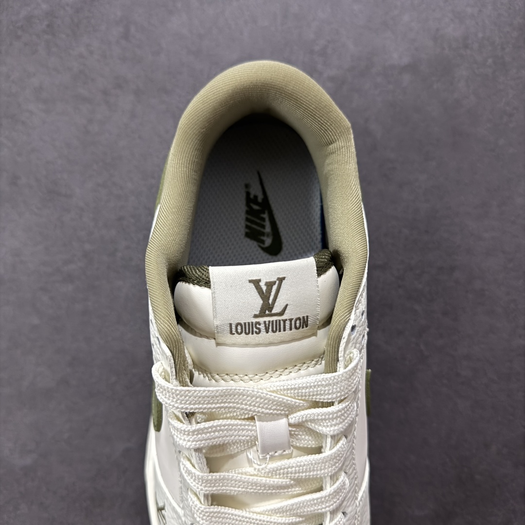 图片[7]-【定制版】NIKE SB Dunk Low x Louis Vuitton 白绿 公司级出品 极力推荐 原装头层材料 独家版型蒸餾加工 帶來的是更好的视觉和脚感体验 大厂纯原品质出货 清洁度 电绣工艺 皮料切割干净无任何毛边 细节完美 货号：CH8311 270 尺码： 36 36.5 37.5 38 38.5 39 40 40.5 41 42 42.5 43 44 44.5 45-选品中心