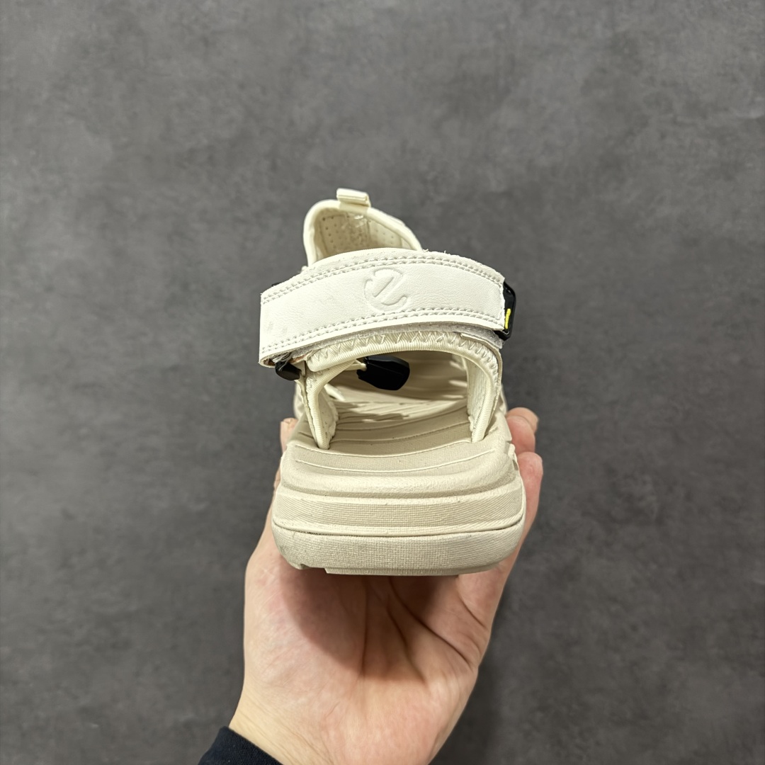 图片[4]-【公司级】ECCO爱步户外休闲凉鞋 运动包头沙滩鞋凉鞋 新款舒适透气鞋 越野系列 鞋面采用多种材质拼接 透气面料 柔软舒适 清晰质感，贴合脚部，舒心行走 便捷抽绳设计和魔术贴脚后跟 可自由调节松紧 穿脱更便捷 优质柔软内里设计 亲肤贴脚 行走更加舒适 橡胶鞋底 搭配立体纹路 防滑耐磨 时尚新元素 畅享行走 尺码：38 39 40 41 42 43 44 45（皮鞋码）-选品中心