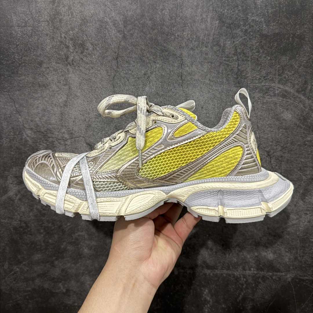 图片[2]-【XA版本】BALENCIAGA 3XL Sneakers 巴黎世家十代网布系带低帮走秀复古老爹鞋 全套原纸板楦头开发 最原汁原味的灵魂版型 全鞋荧光划线卡点 胶水把控整洁度追求极致完美 每一双都是工艺品 多重QC质检 超越公司货的品控标准 实实在在的免检产品 原盒原配 正确字体电绣 粗细、位置、大小正确 侧边TPU 透气孔匹配意产原版 正确分离大底 TPU软底 原版一致大底LOGO 立体感十足 原厂皮料水洗做旧 采购原厂网纱 不含皮革 网布材料和聚氨酯 磨损效果 鞋头边缘和后帮 Balenciaga 徽标 鞋面和后跟凸印尺码 鞋舌 3XL 橡胶品牌标识和反光细节 鞋帮拉袢和鞋舌拉祥 配反光细节 备用鞋带在鞋履前侧 可在穿着前取下 便于不同造型搭配 偏大一码 尺码：35-46-选品中心