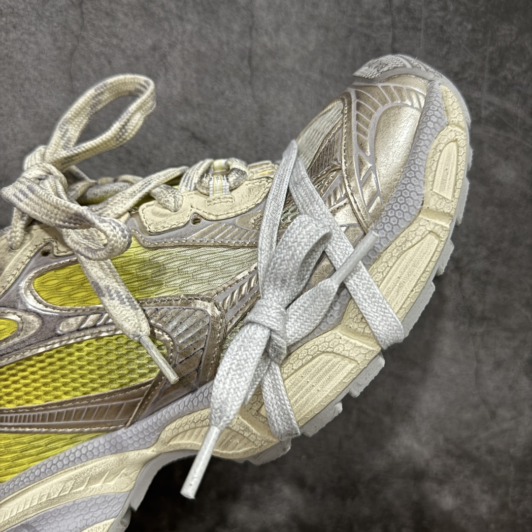 图片[6]-【XA版本】BALENCIAGA 3XL Sneakers 巴黎世家十代网布系带低帮走秀复古老爹鞋 全套原纸板楦头开发 最原汁原味的灵魂版型 全鞋荧光划线卡点 胶水把控整洁度追求极致完美 每一双都是工艺品 多重QC质检 超越公司货的品控标准 实实在在的免检产品 原盒原配 正确字体电绣 粗细、位置、大小正确 侧边TPU 透气孔匹配意产原版 正确分离大底 TPU软底 原版一致大底LOGO 立体感十足 原厂皮料水洗做旧 采购原厂网纱 不含皮革 网布材料和聚氨酯 磨损效果 鞋头边缘和后帮 Balenciaga 徽标 鞋面和后跟凸印尺码 鞋舌 3XL 橡胶品牌标识和反光细节 鞋帮拉袢和鞋舌拉祥 配反光细节 备用鞋带在鞋履前侧 可在穿着前取下 便于不同造型搭配 偏大一码 尺码：35-46-选品中心