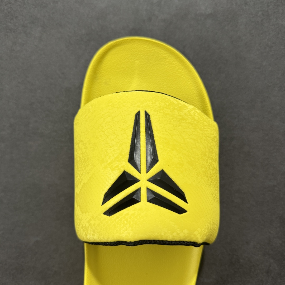 Nike Kobe Offcourt Slide 科比专属配色休闲拖鞋 IF2870-700