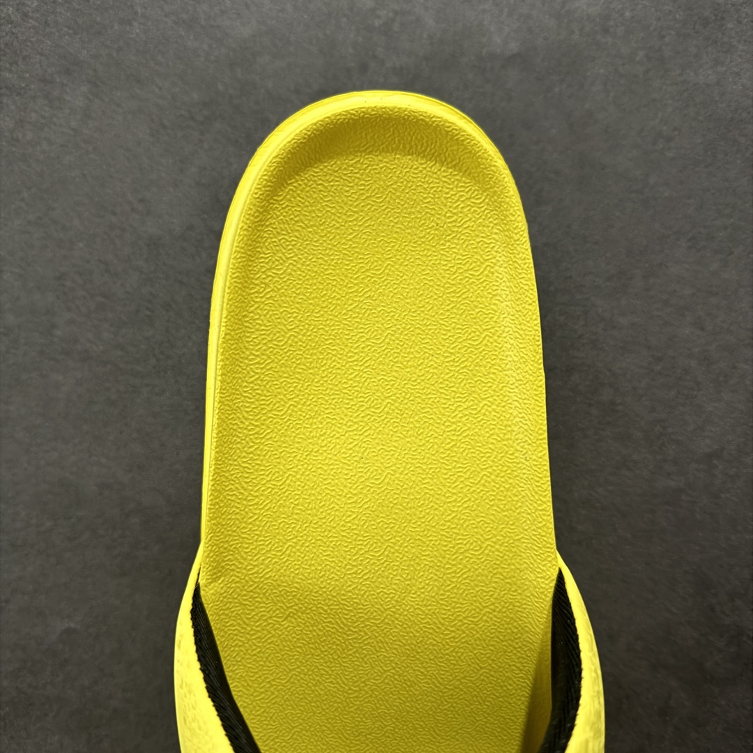 Nike Kobe Offcourt Slide 科比专属配色休闲拖鞋 IF2870-700