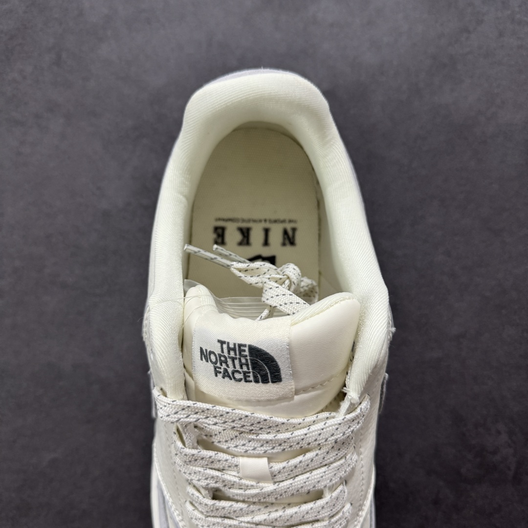 图片[7]-【定制版】Nike Court Vision Low 北面联名 休闲运动板鞋 纯原版本 低帮百搭透气休闲运动板鞋，经典耐用的设计，兼顾舒适脚感和出众风范，演绎匠心之作。结构性的支撑贴合感结合复古篮球设计，塑就场外全明星风范 货号： FD5188 119 尺码：36 36.5 37.5 38 38.5 39 40 40.5 41 42 42.5 43 44 44.5 45-选品中心