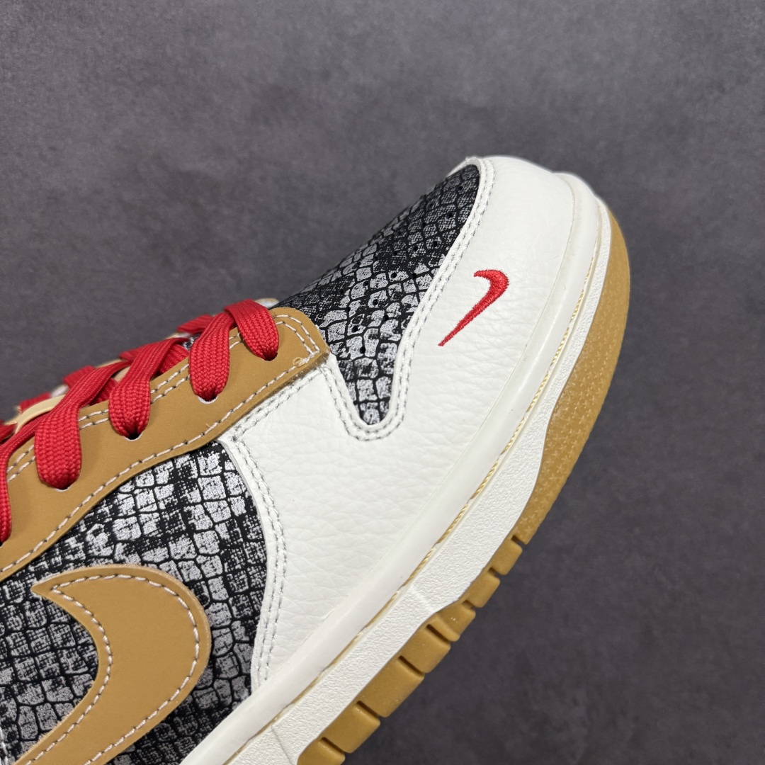 图片[5]-【定制版】Nike SB Dunk Low 蛇年限定 白黑黄小钩 纯原大厂出品 极力推荐 原装头层材料 独家版型蒸餾加工 帶來的是更好的视觉和脚感体验 大厂纯原品质出货 清洁度 电绣工艺 皮料切割干净无任何毛边 细节完美 货号：CY5979 102 尺码：36 36.5 37.5 38 38.5 39 40 40.5 41 42 42.5 43 44 44.5 45-选品中心