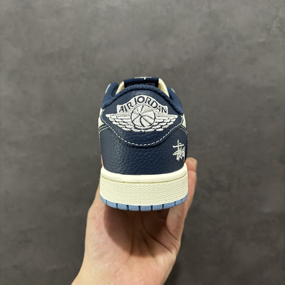 【定制版】Travi Scott x Fragment Design x Air Jordan 1 Low SP AJ1 斯图西联名 白蓝拼接 低帮文化休闲板鞋 XZ5749-010
