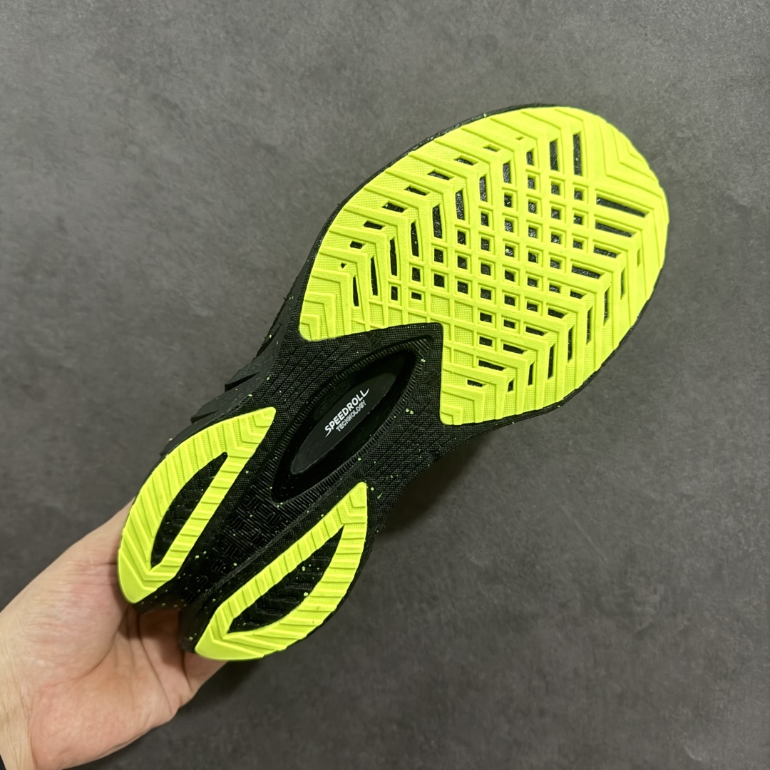 图片[9]-【公司级】SAUCONY索康尼 ENDORPHIN PRO系列啡鹏4男女低帮缓震跑步鞋 索康尼推出的EndorphinPro4跑鞋是一款外观激进但脚感舒适的跑鞋，采用了全新的中底设计和鞋面工程，保留了软弹脚感和稳定支撑，适合进阶跑者和喜欢软弹脚感的跑者选择。 尺码：36 36.5 37.5 38 38.5 39 40 40.5 41 42 42.5 43 44 45-选品中心